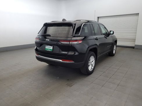 Used 2023 Jeep Grand Cherokee Laredo AWD/4WD image 9
