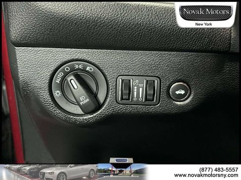 Used 2023 Dodge Challenger SXT w/ Blacktop Package AWD/4WD image 19