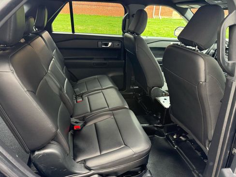 Used 2022 Ford Explorer 4WD Police Interceptor image 21
