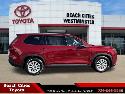 Certified 2025 Toyota Grand Highlander FWD image 13