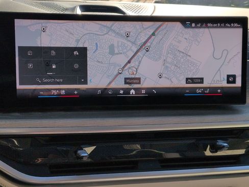 Certified 2024 BMW X7 xDrive40i w/ Executive Package image 24