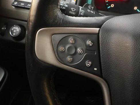 Used 2018 GMC Yukon Denali RWD image 27