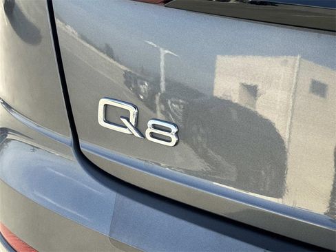 Used 2019 Audi Q8 Premium Plus w/ Premium Plus image 6