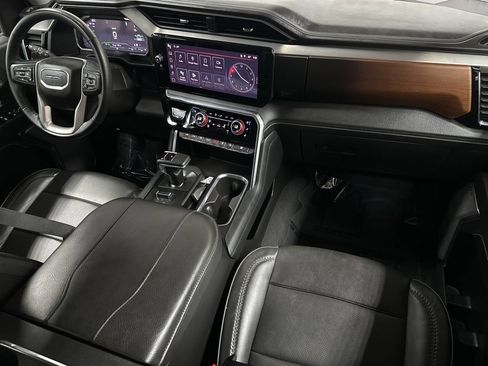 Used 2024 GMC Sierra 1500 Denali w/ Denali Reserve Package image 12
