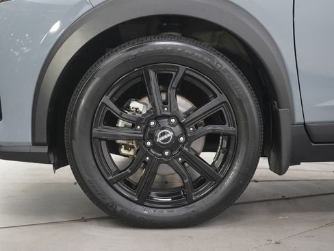 Used 2022 Nissan Kicks SR w/ Premium Package image 27