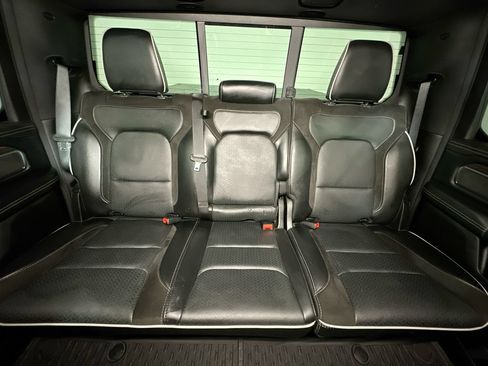 Used 2025 RAM 1500 Laramie w/ Sport Appearance Package AWD/4WD image 13