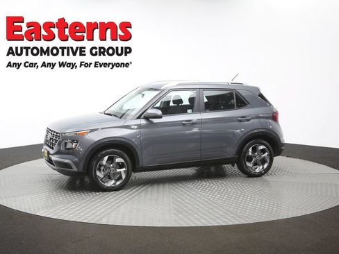 Used 2025 Hyundai Venue SEL FWD image 57