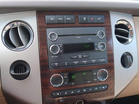 Used 2012 Ford Expedition XLT image 22