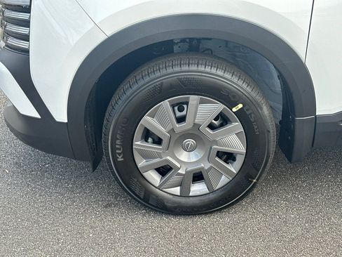 New 2026 Nissan Kicks S image 11