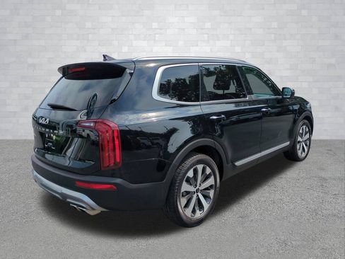 Used 2022 Kia Telluride S FWD image 5
