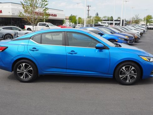 Used 2023 Nissan Sentra SV FWD image 8