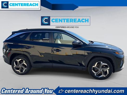 Used 2023 Hyundai Tucson SEL w/ Convenience Package image 3