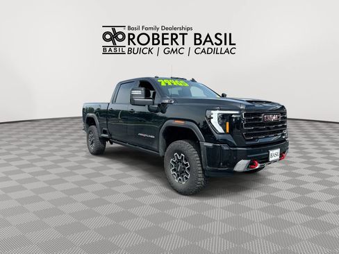 Used 2025 GMC Sierra 2500 AT4X w/ Snow Plow Prep/Camper Package AWD/4WD image 2