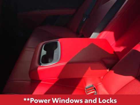 Used 2023 Toyota Camry XSE image 18