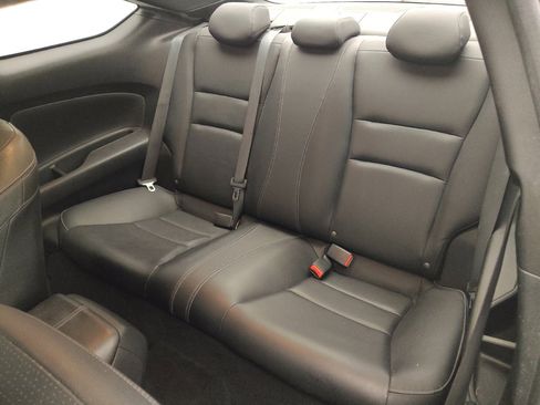 Used 2016 Honda Accord Touring image 18