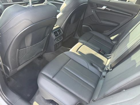 Used 2018 Audi Q5 Prestige w/ Prestige Package AWD/4WD image 16