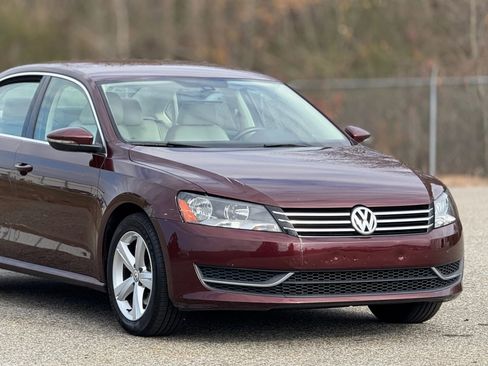 Used 2012 Volkswagen Passat 2.5 SE image 15