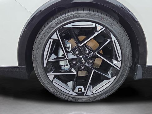 New 2026 Kia K4 GT-Line FWD image 41