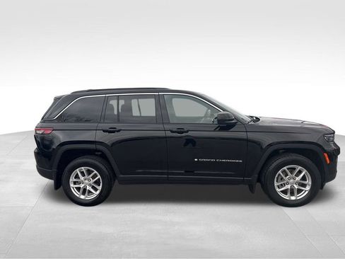 Used 2025 Jeep Grand Cherokee Laredo X image 7