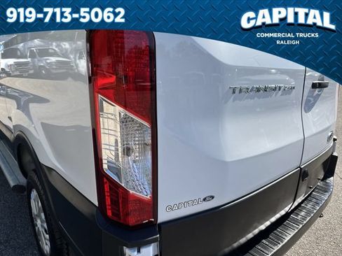 Used 2025 Ford Transit 250 Low Roof w/ Exterior Upgrade Package RWD image 15