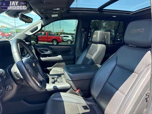 Used 2023 Chevrolet Tahoe High Country w/ Premium Package 2 AWD/4WD image 21