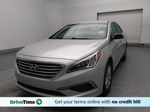 Used 2017 Hyundai Sonata SE FWD image 1
