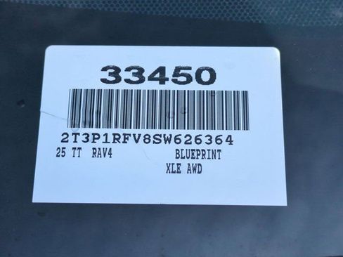 Certified 2025 Toyota RAV4 XLE image 18