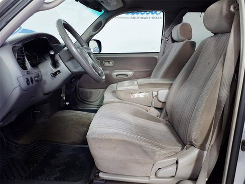 Used 2002 Toyota Tundra SR5 image 10