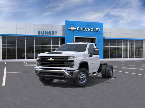 New 2025 Chevrolet Silverado 3500 W/T w/ WT Convenience Package AWD/4WD image 8