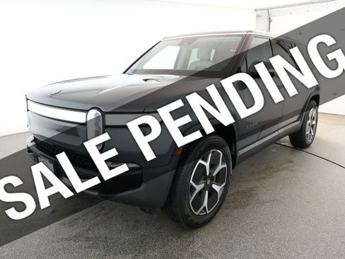 Used 2024 Rivian R1S Adventure AWD/4WD image 1