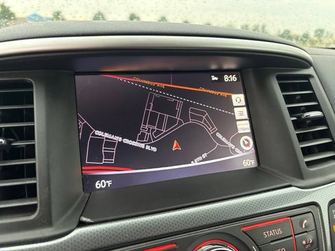 Used 2019 Nissan Pathfinder SL AWD/4WD image 24