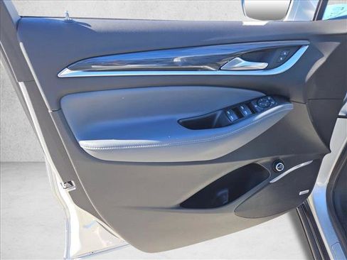 Used 2020 Buick Enclave Essence w/ Sport Touring Edition image 13