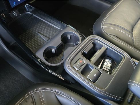 Used 2025 Ford Mustang Mach-E Premium RWD image 24