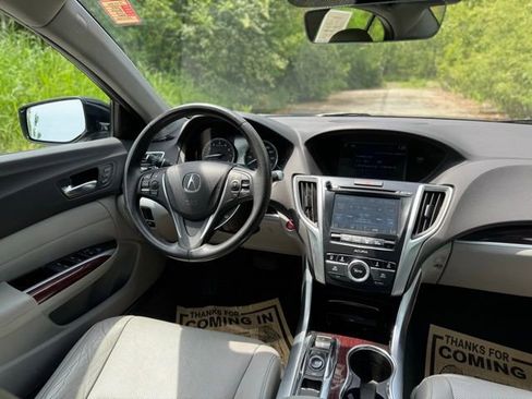 Used 2015 Acura TLX V6 w/ Technology Package FWD image 27