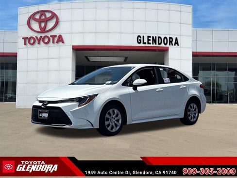 New 2026 Toyota Corolla LE FWD image 5