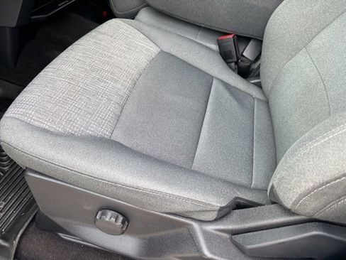 Used 2021 Ford F150 XLT image 8