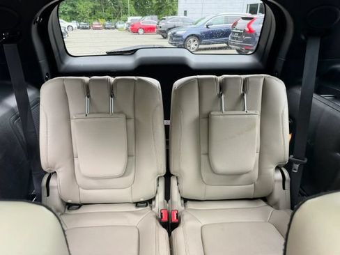 Used 2018 Ford Explorer Limited w/ Equipment Group 301A AWD/4WD image 14