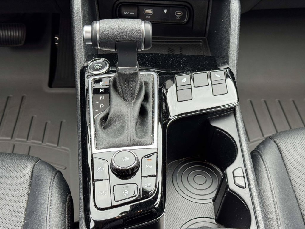 Used 2024 Kia Sportage EX FWD image 8