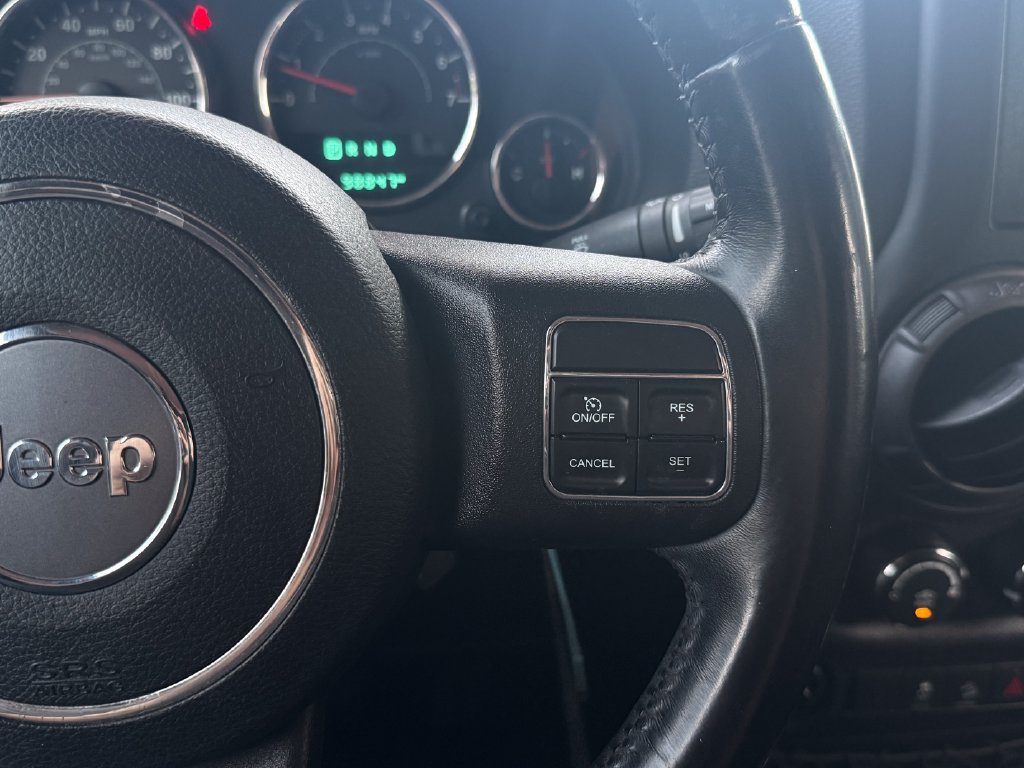 Used 2018 Jeep Wrangler Unlimited Sport S AWD/4WD image 29