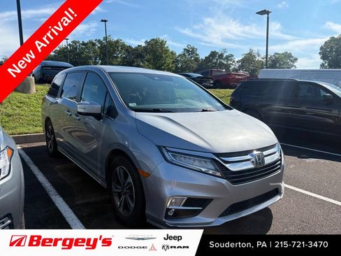 Used 2019 Honda Odyssey Touring image 1