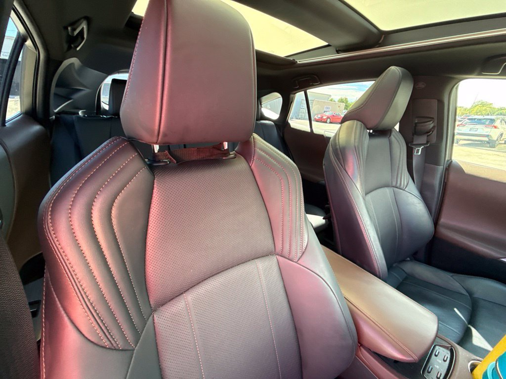 Used 2022 Toyota Venza Limited w/ Advanced Technology Package AWD/4WD image 18