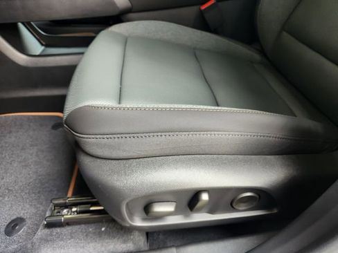 New 2026 GMC Terrain AT4 w/ Convenience Package III AWD/4WD image 18