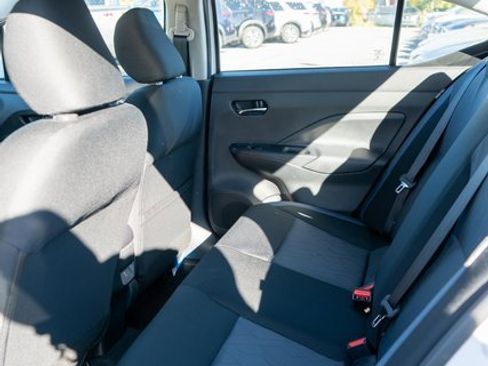 New 2025 Nissan Versa SV image 8