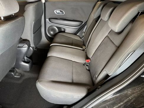 Used 2021 Honda HR-V LX image 21