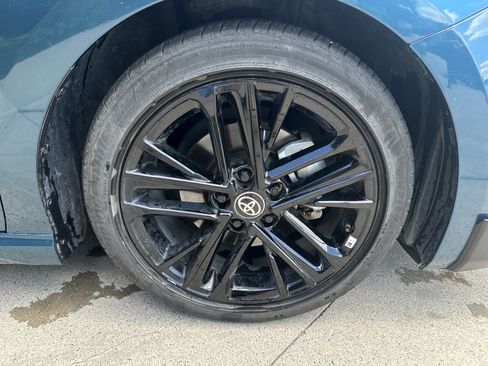 Used 2025 Toyota Camry SE FWD image 33
