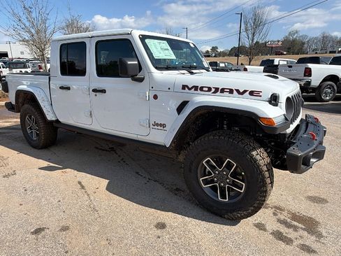 New 2026 Jeep Gladiator Mojave image 5