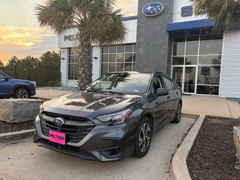 Used 2025 Subaru Legacy Premium AWD/4WD image 3