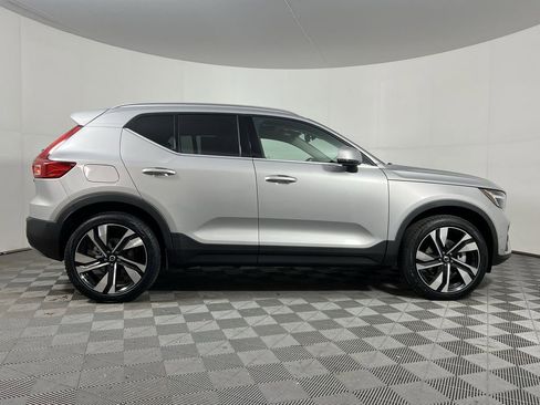 Certified 2025 Volvo XC40 B5 Ultra w/ Protection Package image 11