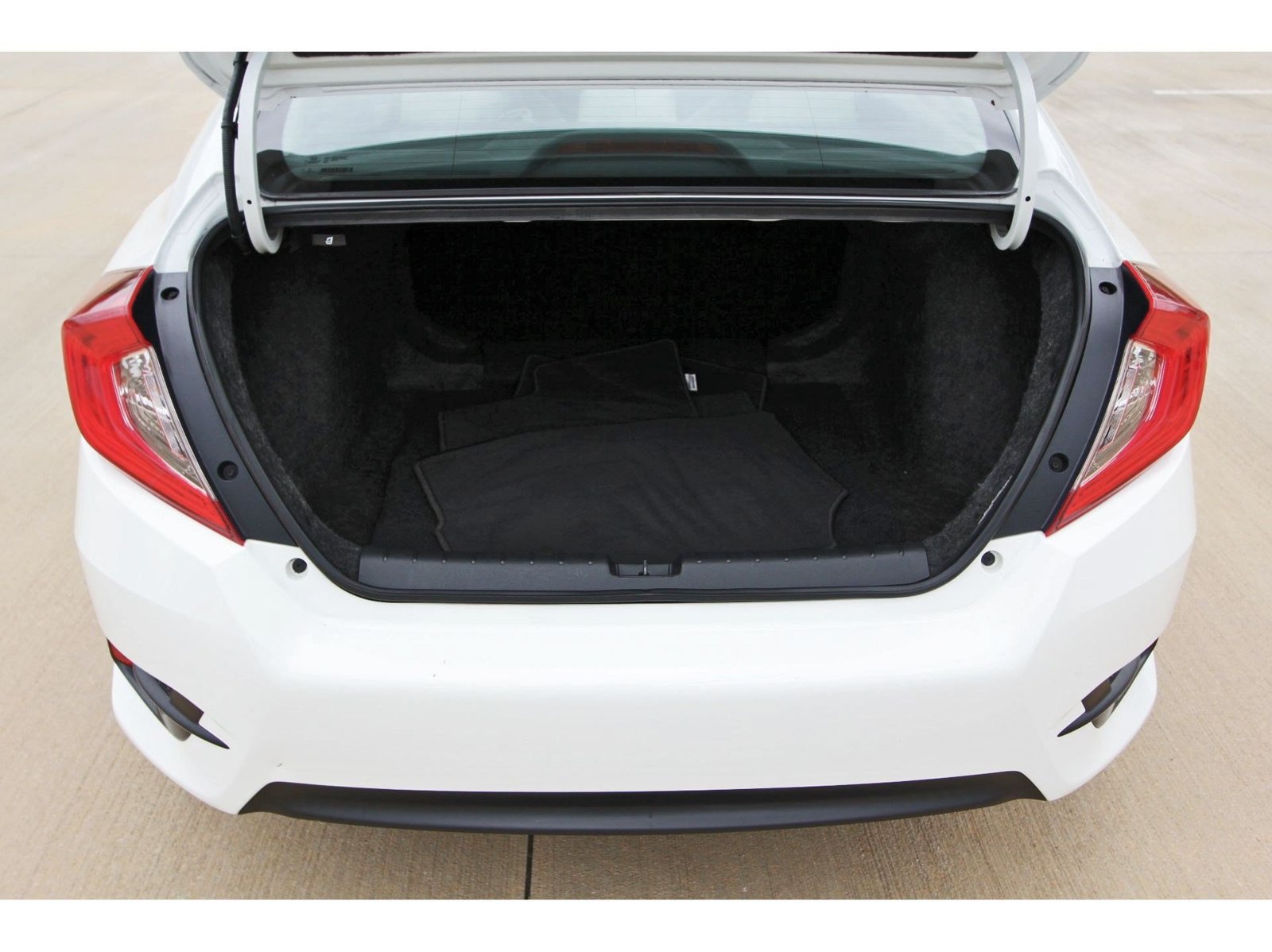 Used 2018 Honda Civic LX image 31