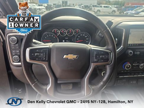Used 2022 Chevrolet Silverado 2500 LTZ w/ LTZ Convenience Package AWD/4WD image 2